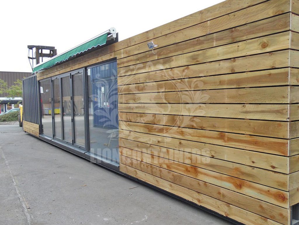 40ft University Travel Hub - Uxbridge Containers case study